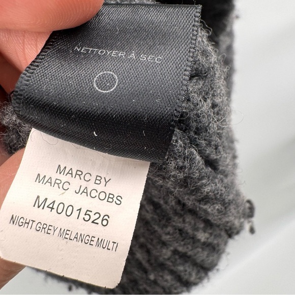 Marc by Marc Jacobs || Connolly Gray Stripe Cable Knit Wool Sweater Large - Picture 5 of 9